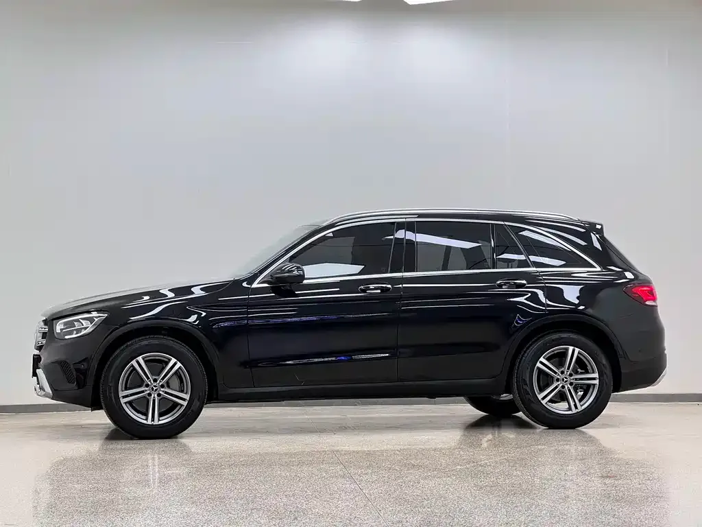 Mercedes-Benz GLC — фото 9
