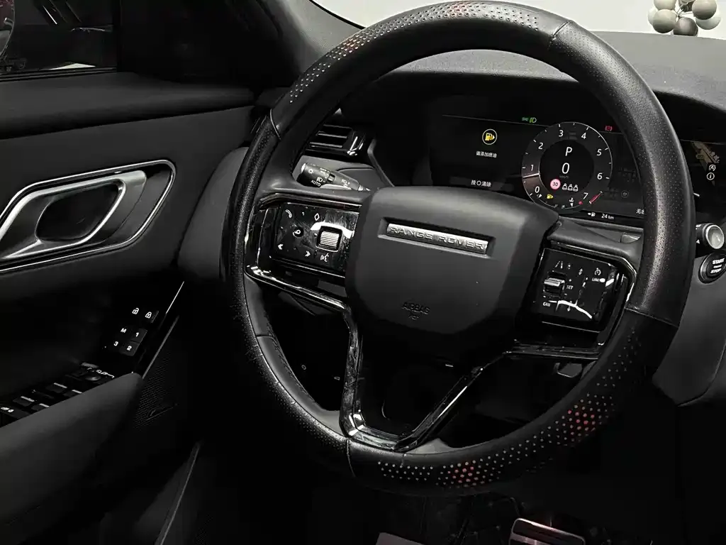 Land Rover Velar — фото 2