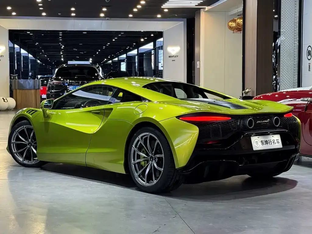McLaren Artura 2023 из CN, фото 5