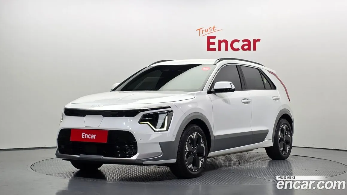 Kia Niro 2024 из KR, фото 1