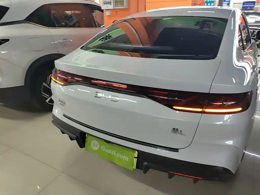 BYD Qin L — фото 2