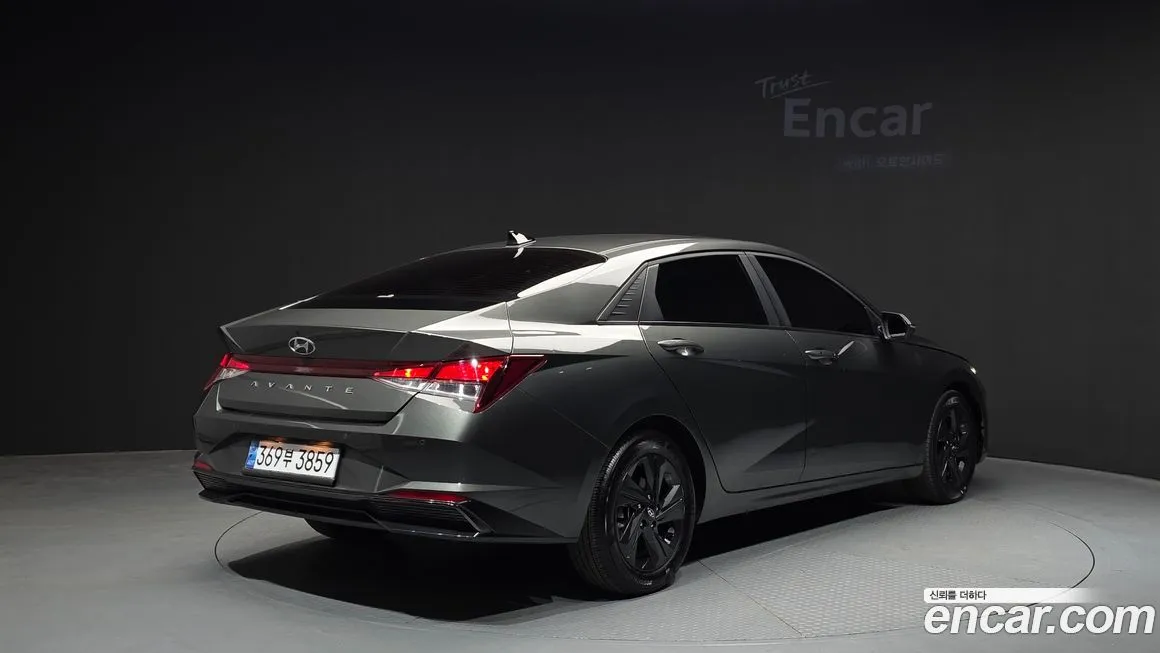 Hyundai AVANTE — фото 3