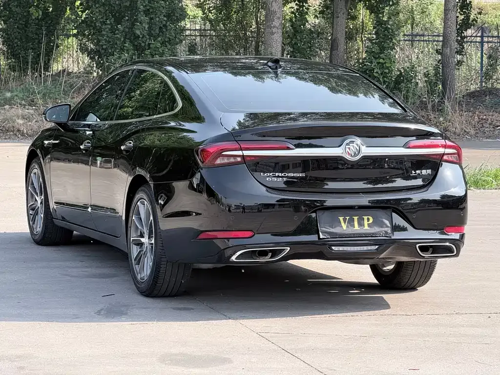 Buick LaCrosse — фото 5