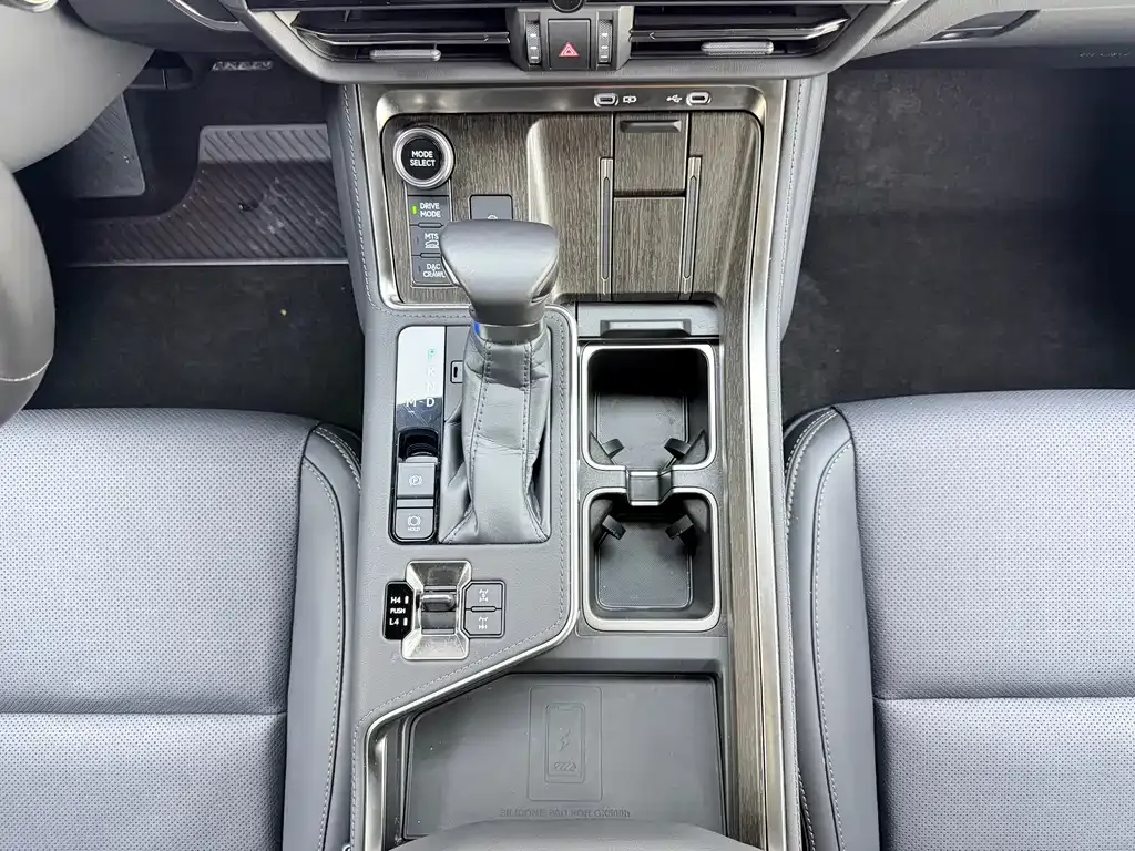 Lexus GX 2025 из CN, фото 8