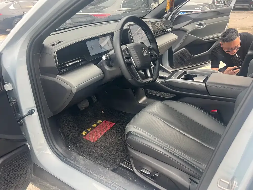 BYD Qin L 2025 из CN, фото 6