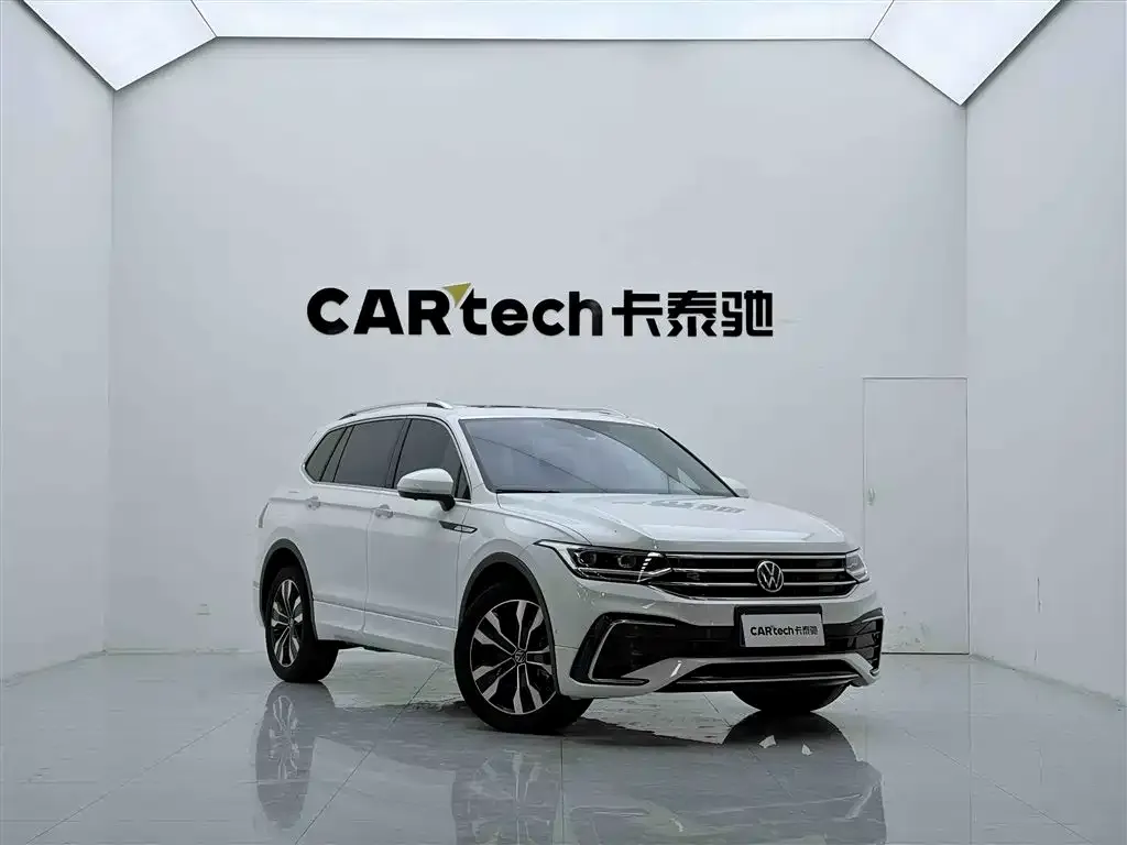 Volkswagen Tiguan L — фото 5