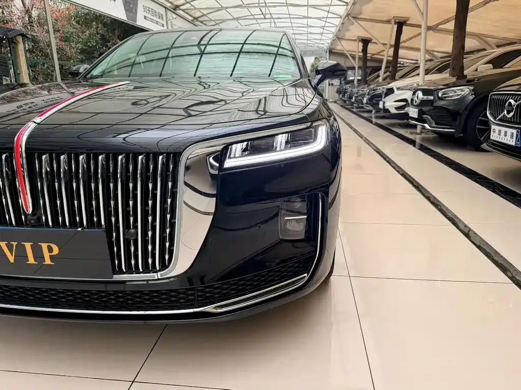 Hongqi H9 — фото 2