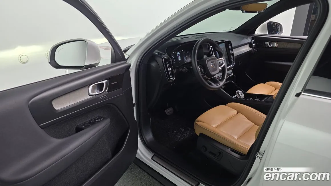 Volvo XC40 2021 из KR, фото 10