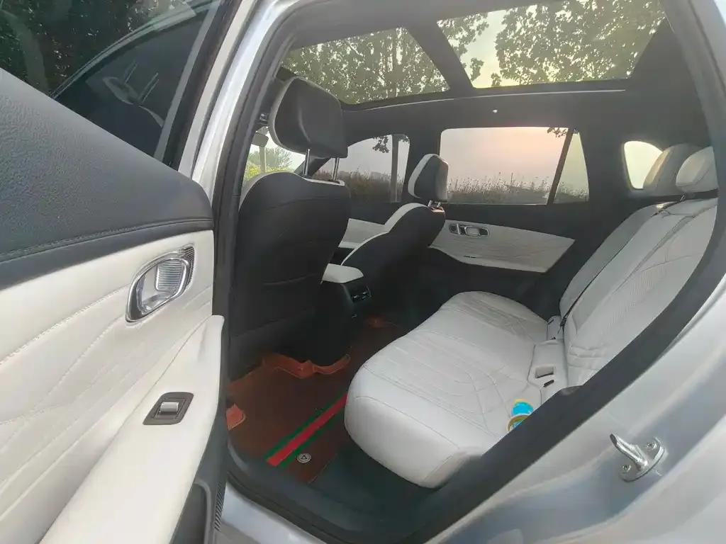 Geely Galaxy Xingjian 7 2025 из CN, фото 4