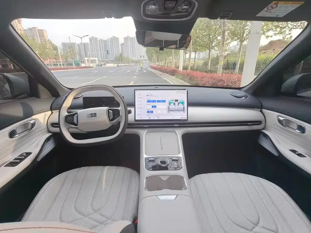 Geely Galaxy Xingjian 7 2025 из CN, фото 2