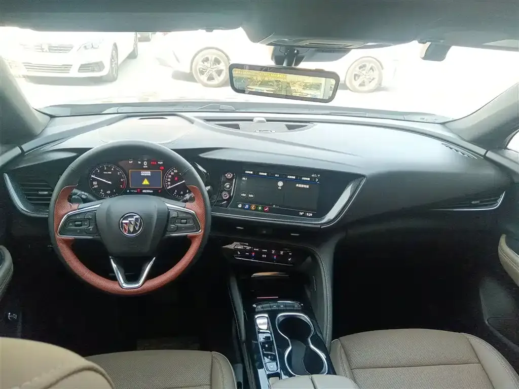 Buick Envision Plus — фото 8