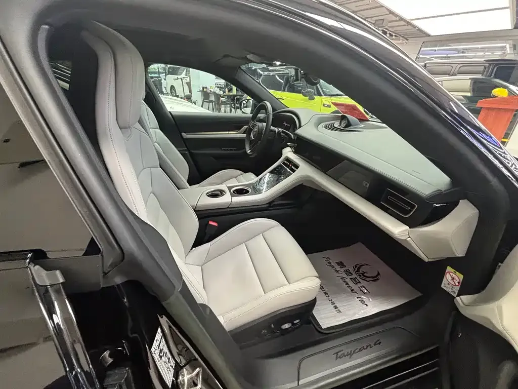Porsche Taycan 2023 из CN, фото 4