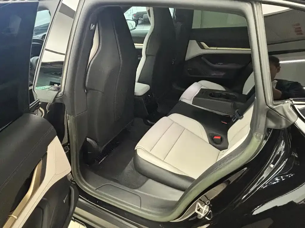 Porsche Taycan 2023 из CN, фото 6