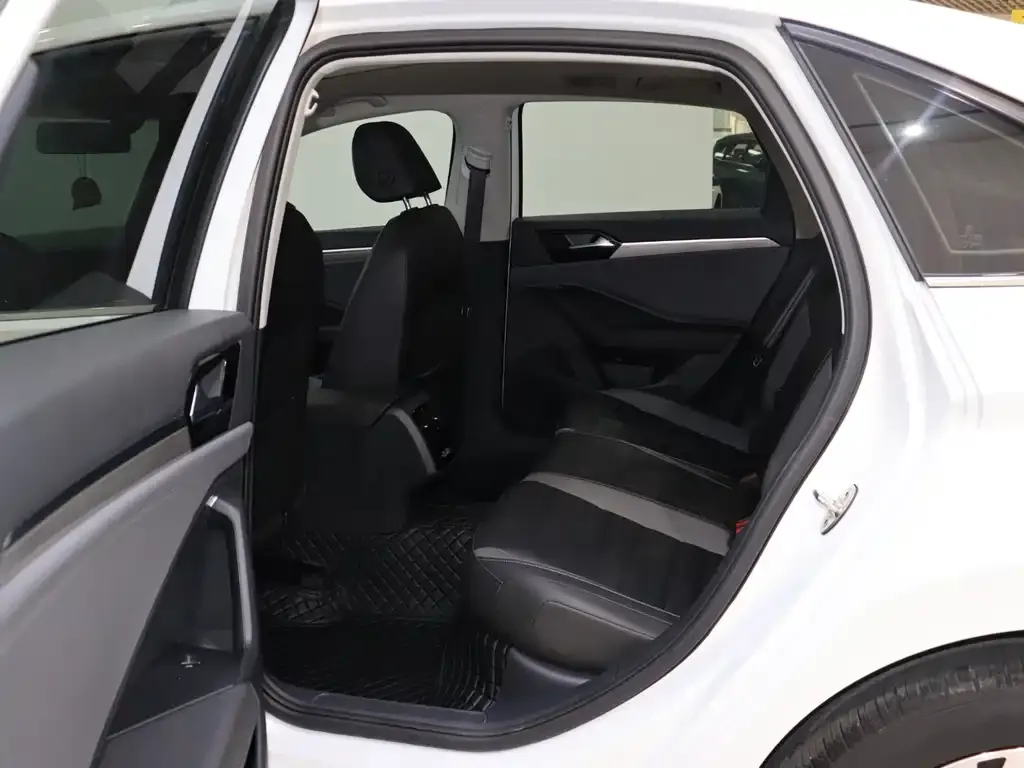 Volkswagen Sagitar 2021 из CN, фото 6