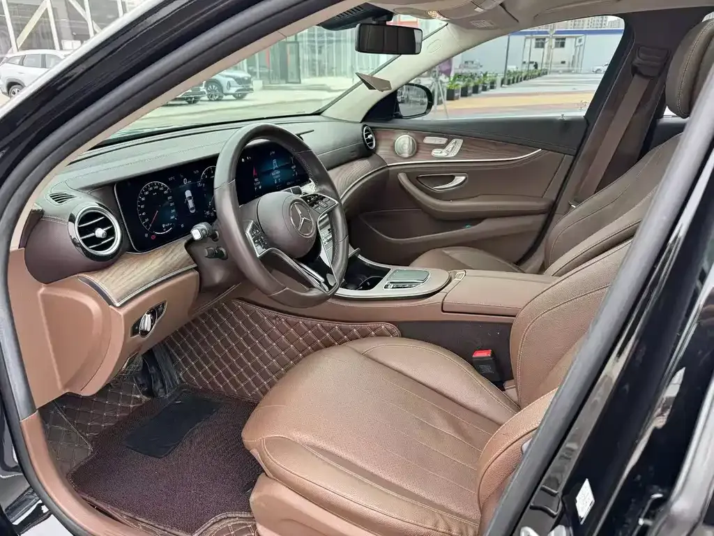Mercedes-Benz E-Class 2022 из CN, фото 7