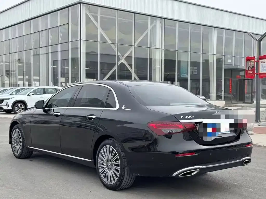 Mercedes-Benz E-Class 2022 из CN, фото 3