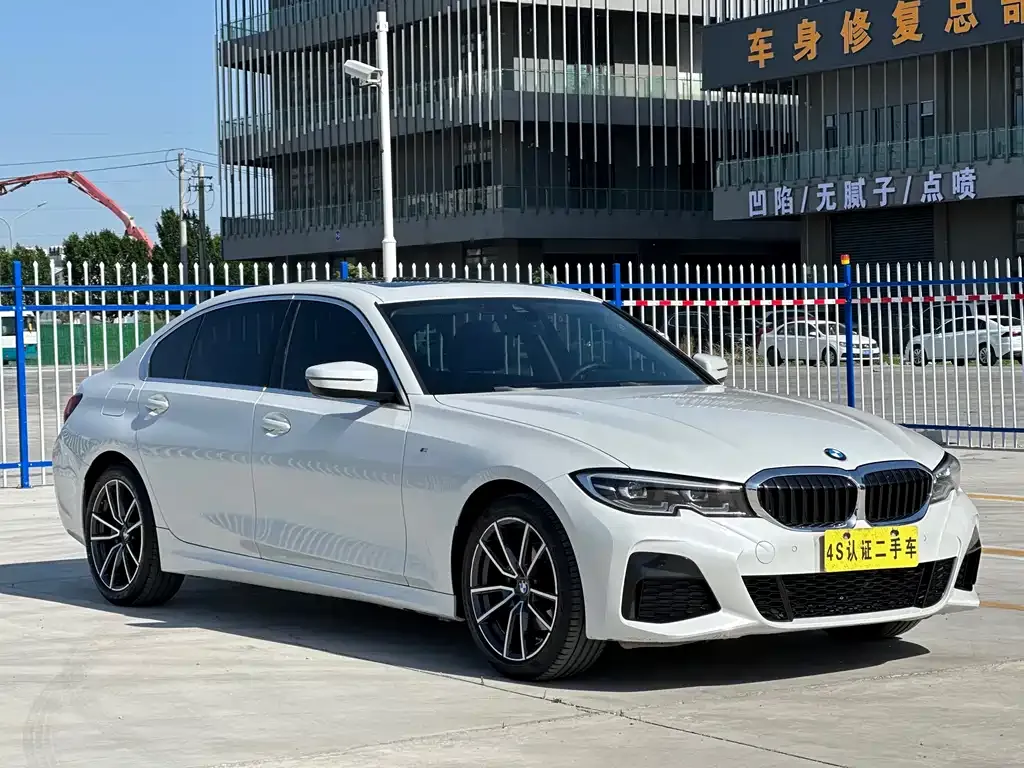 BMW 3 Series 2022 из CN, фото 6