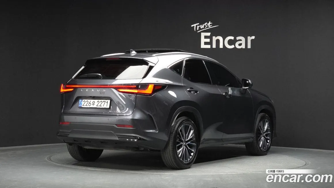 Lexus NX 2025 из KR, фото 4