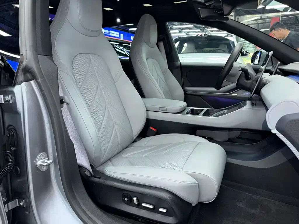 NIO ET5T 2025 из CN, фото 5