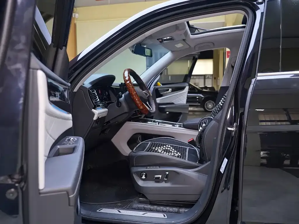 Volkswagen Teramont X 2025 из CN, фото 8