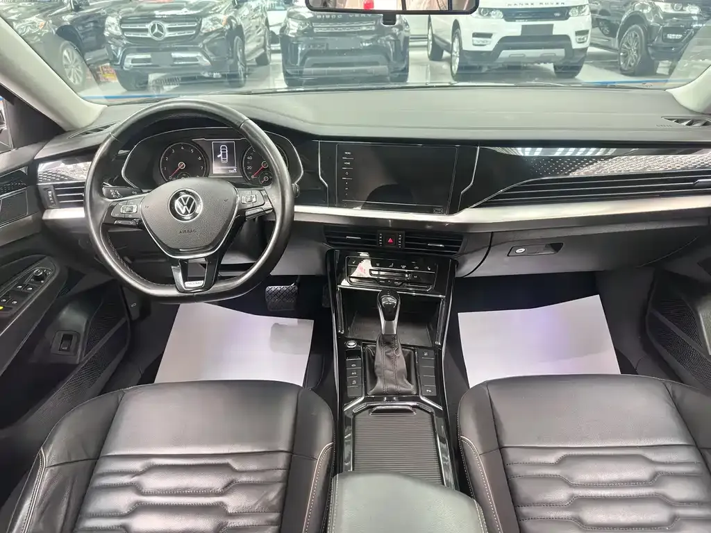 Volkswagen Passat 2021 из CN, фото 2