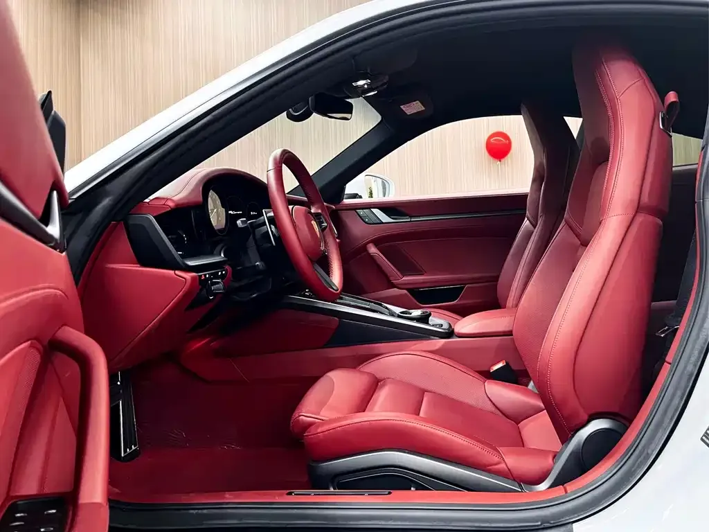 Porsche 911 2023 из CN, фото 8