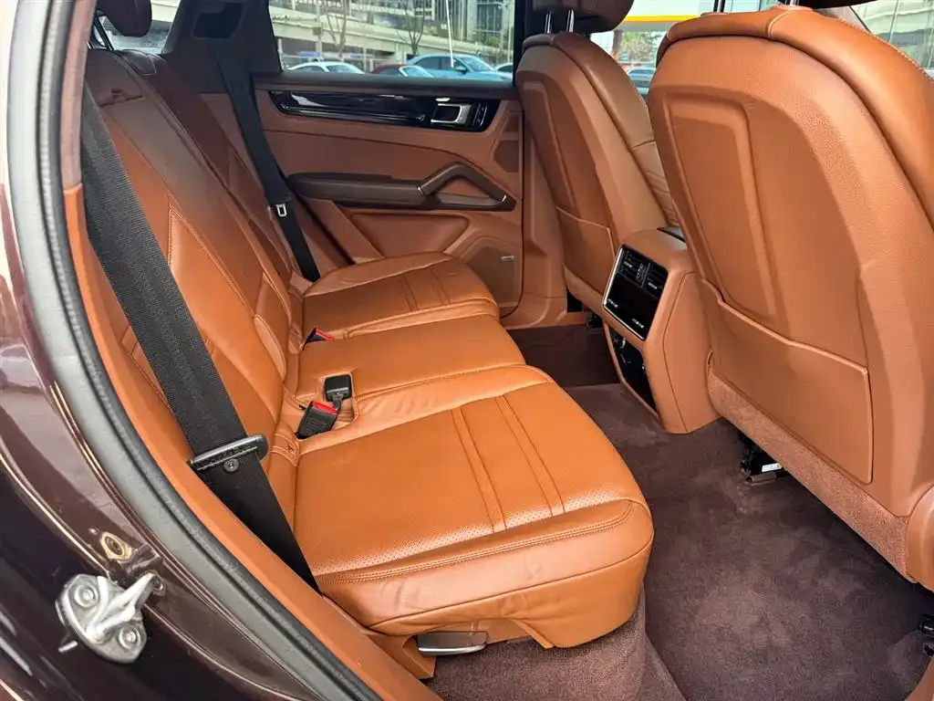 Porsche Cayenne 2021 из CN, фото 2