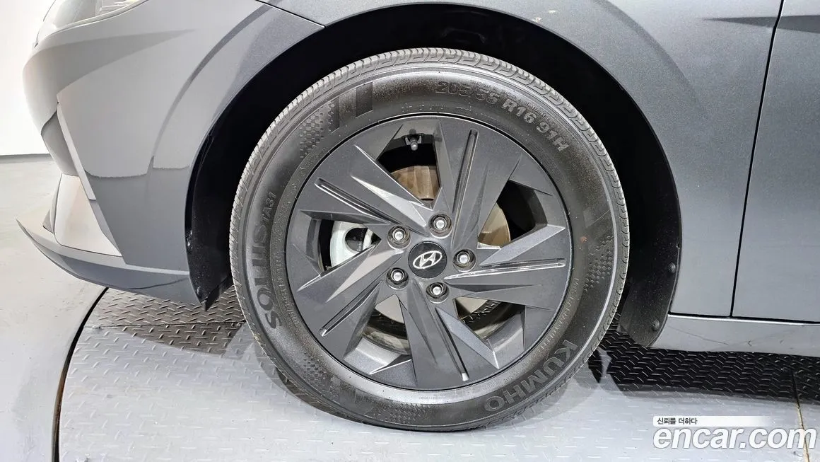 Hyundai AVANTE 2023 из KR, фото 6
