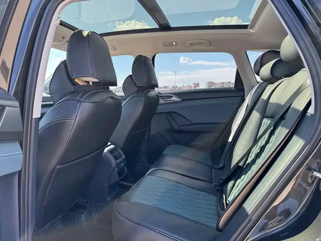 Volkswagen Tharu 2023 из CN, фото 8