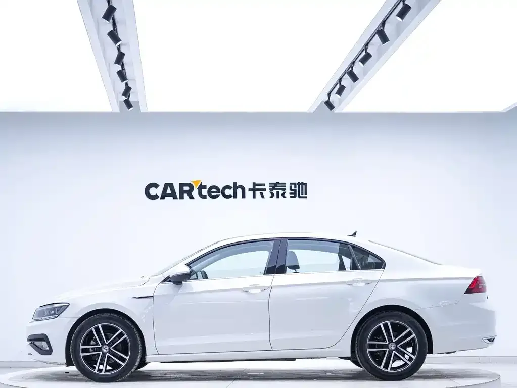 Volkswagen Lamando 2021 из CN, фото 8