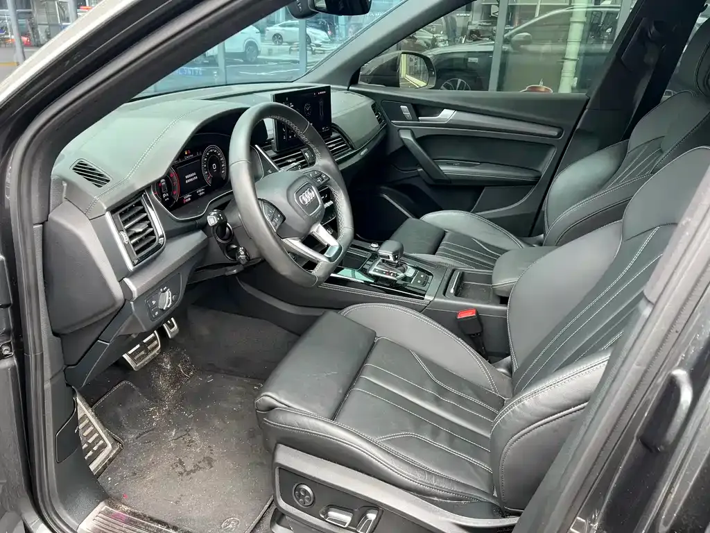 Audi Q5L 2023 из CN, фото 6
