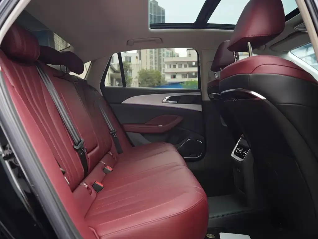 Hongqi H5 2024 из CN, фото 4