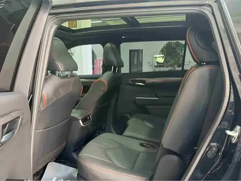 Toyota Crown Kluger 2024 из CN, фото 2