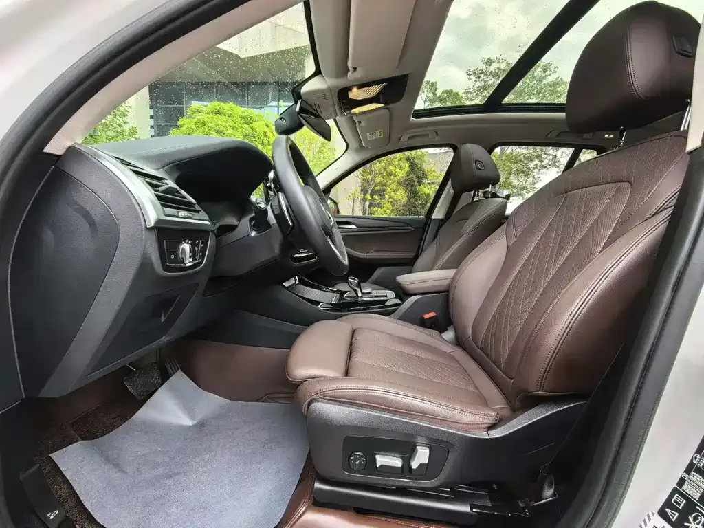 BMW X3 2022 из CN, фото 3