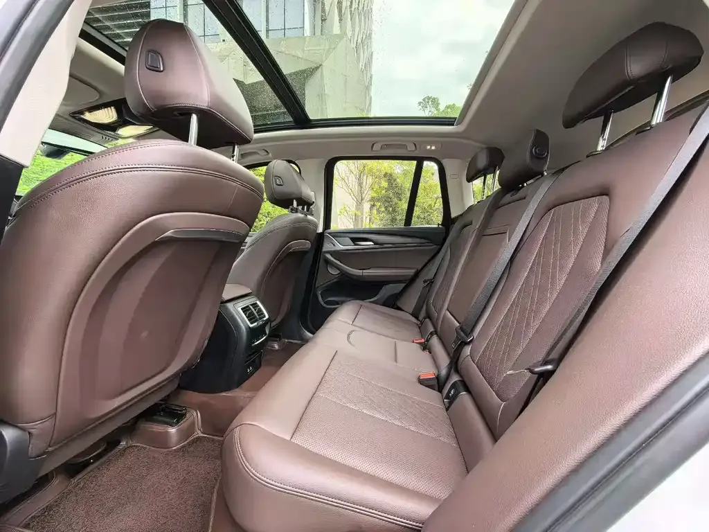 BMW X3 2022 из CN, фото 4