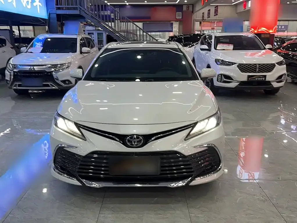 Toyota Camry 2023 из CN, фото 7
