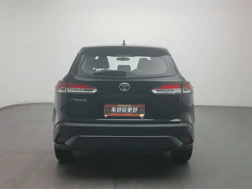 Toyota Frontlander 2023 из CN, фото 8
