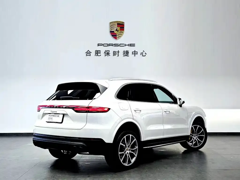 Porsche Cayenne — фото 8