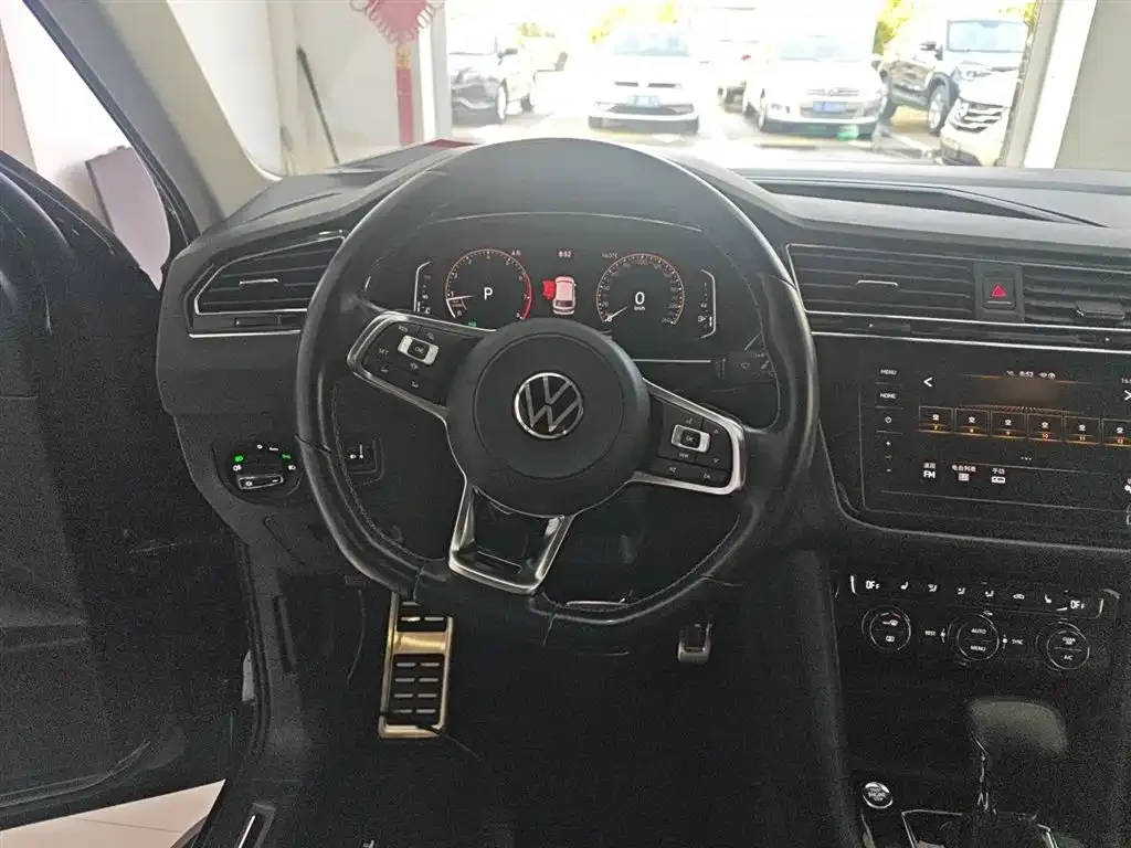 Volkswagen Tiguan L 2021 из CN, фото 7