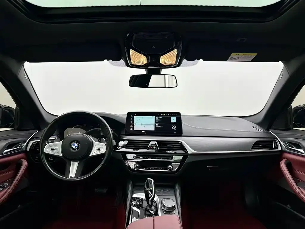 BMW 5 Series — фото 4