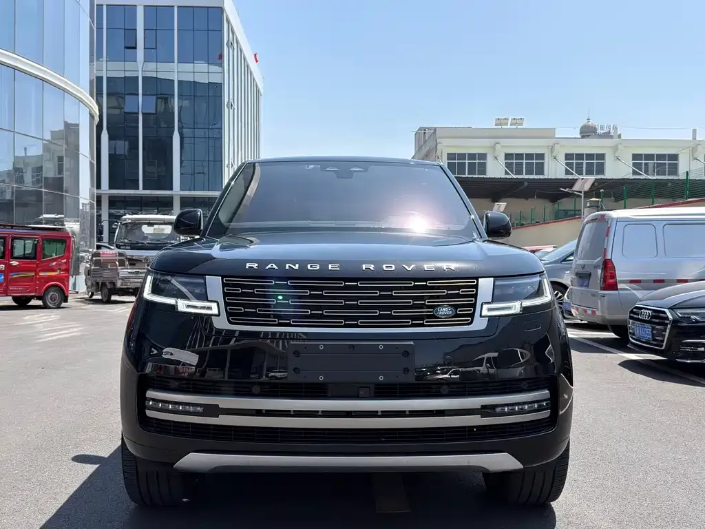 Land Rover Range Rover 2023 из CN, фото 1