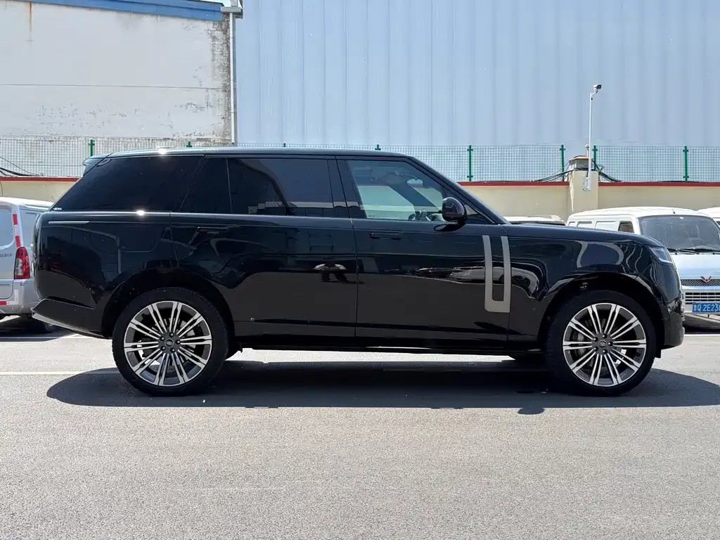 Land Rover Range Rover 2023 из CN, фото 3