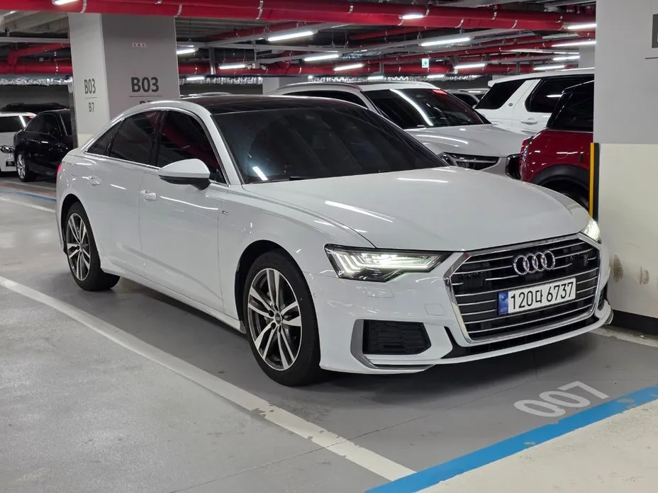 Audi A6 — фото 1
