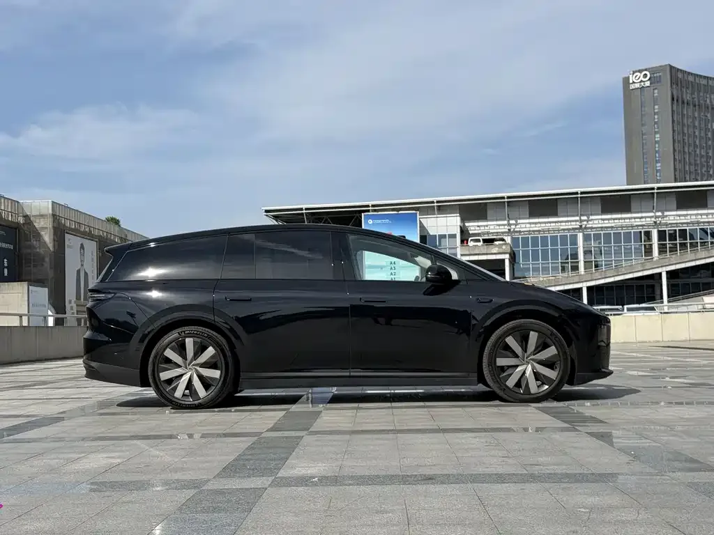 Li Auto i8 2025 из CN, фото 10