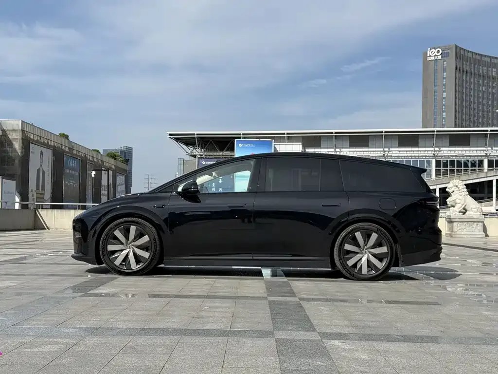 Li Auto i8 2025 из CN, фото 3