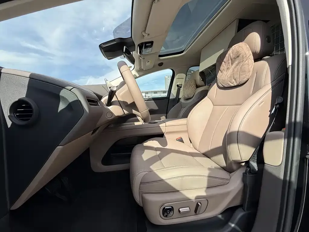 Li Auto i8 2025 из CN, фото 8