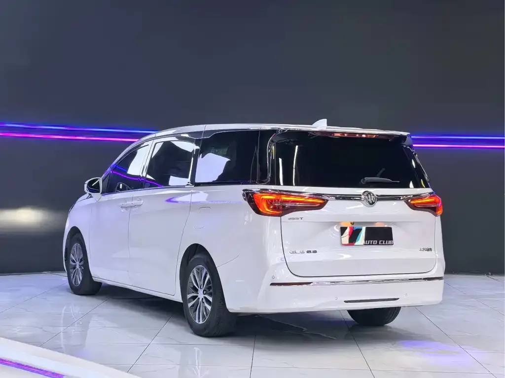 Buick GL8 2021 из CN, фото 2
