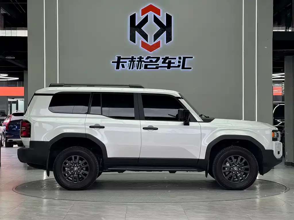 Toyota Prado 2025 из CN, фото 2