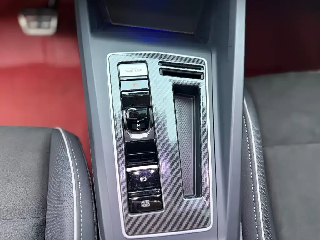 Volkswagen Golf 2021 из CN, фото 6