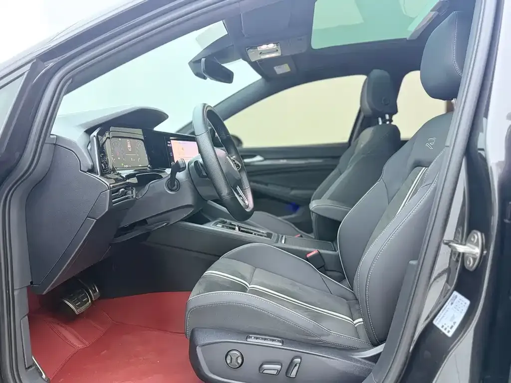 Volkswagen Golf 2021 из CN, фото 7